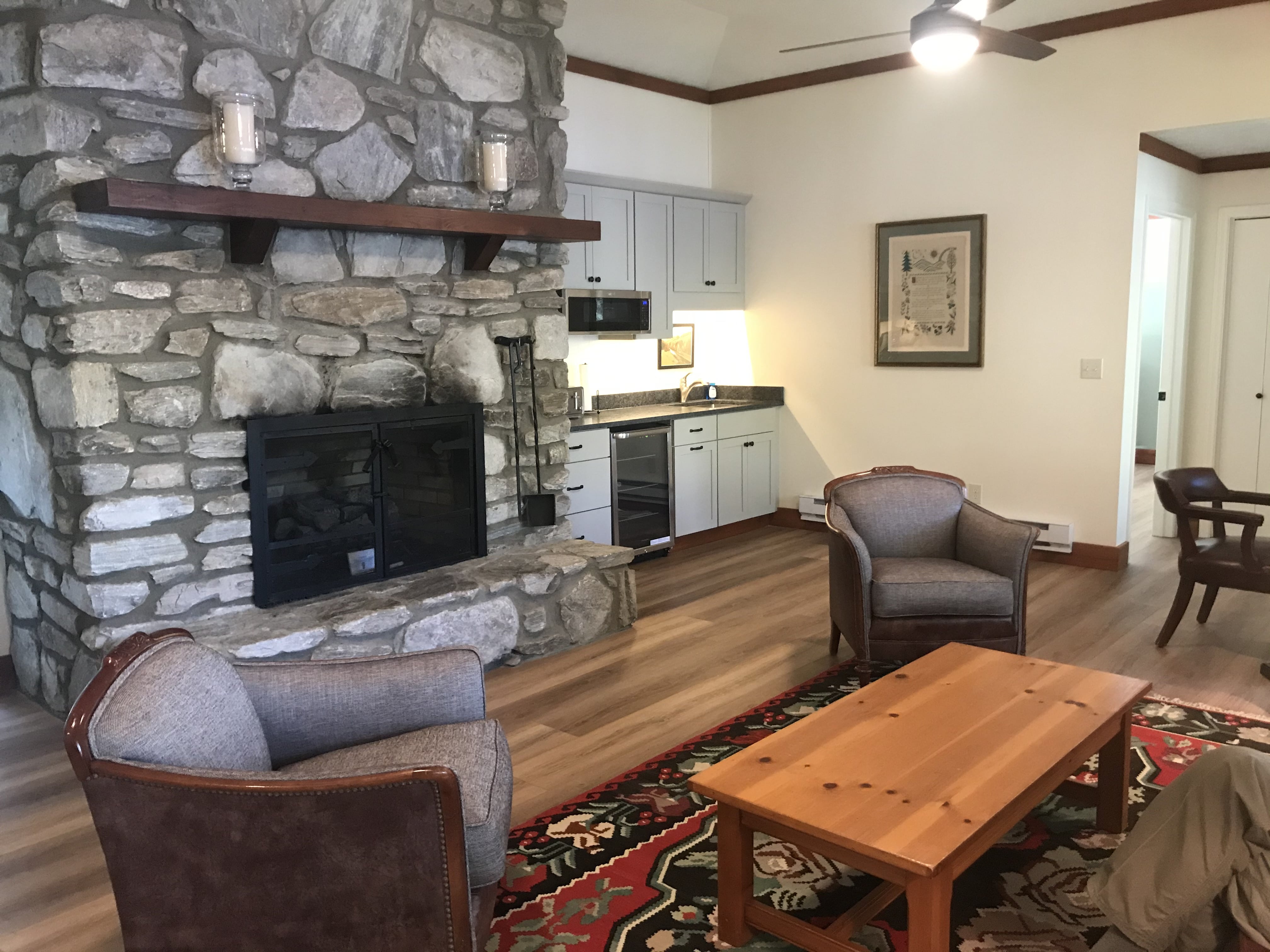 Ash interior - cabin rental at Lake Logan